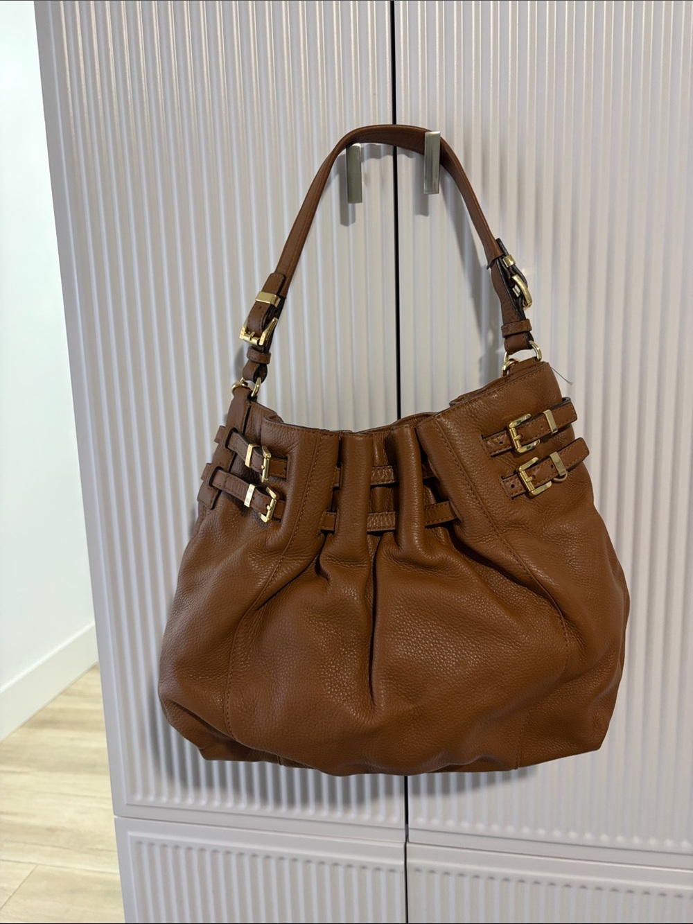 Michael Kors Brown (Rust) Leather Hobo Shoulder Bag. Excellent condition.
